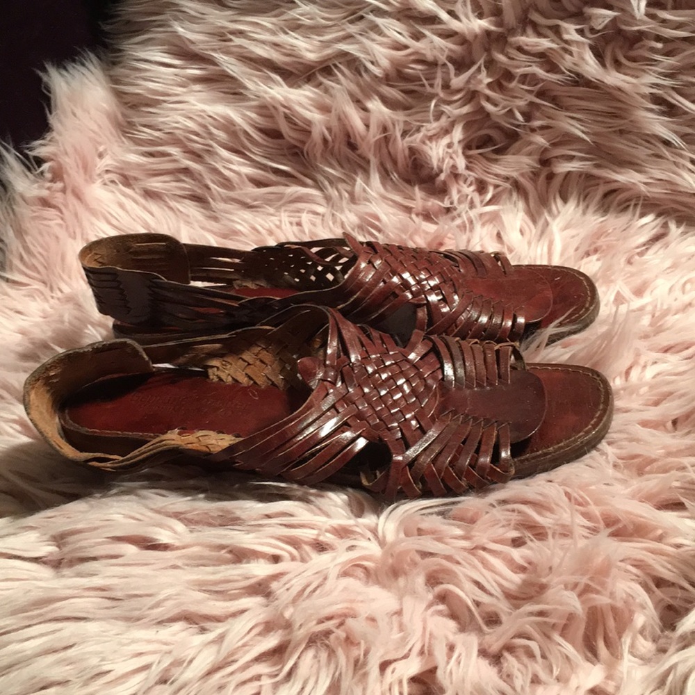 Shoes - Picture 2 of 3